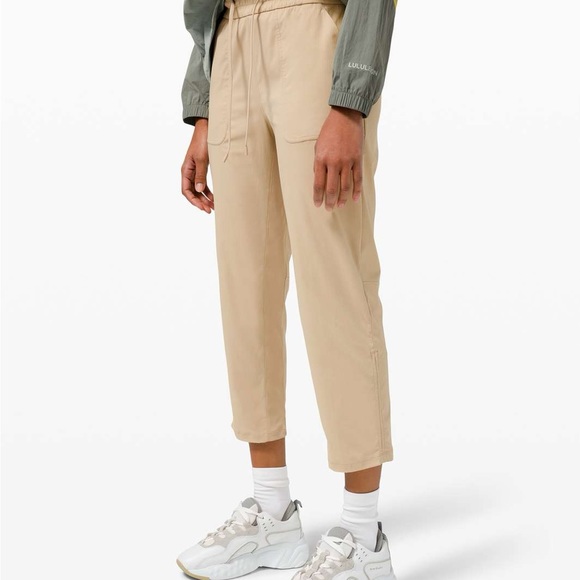 NWOT -Lululemon Beyond the Studio Crop - Picture 3 of 5